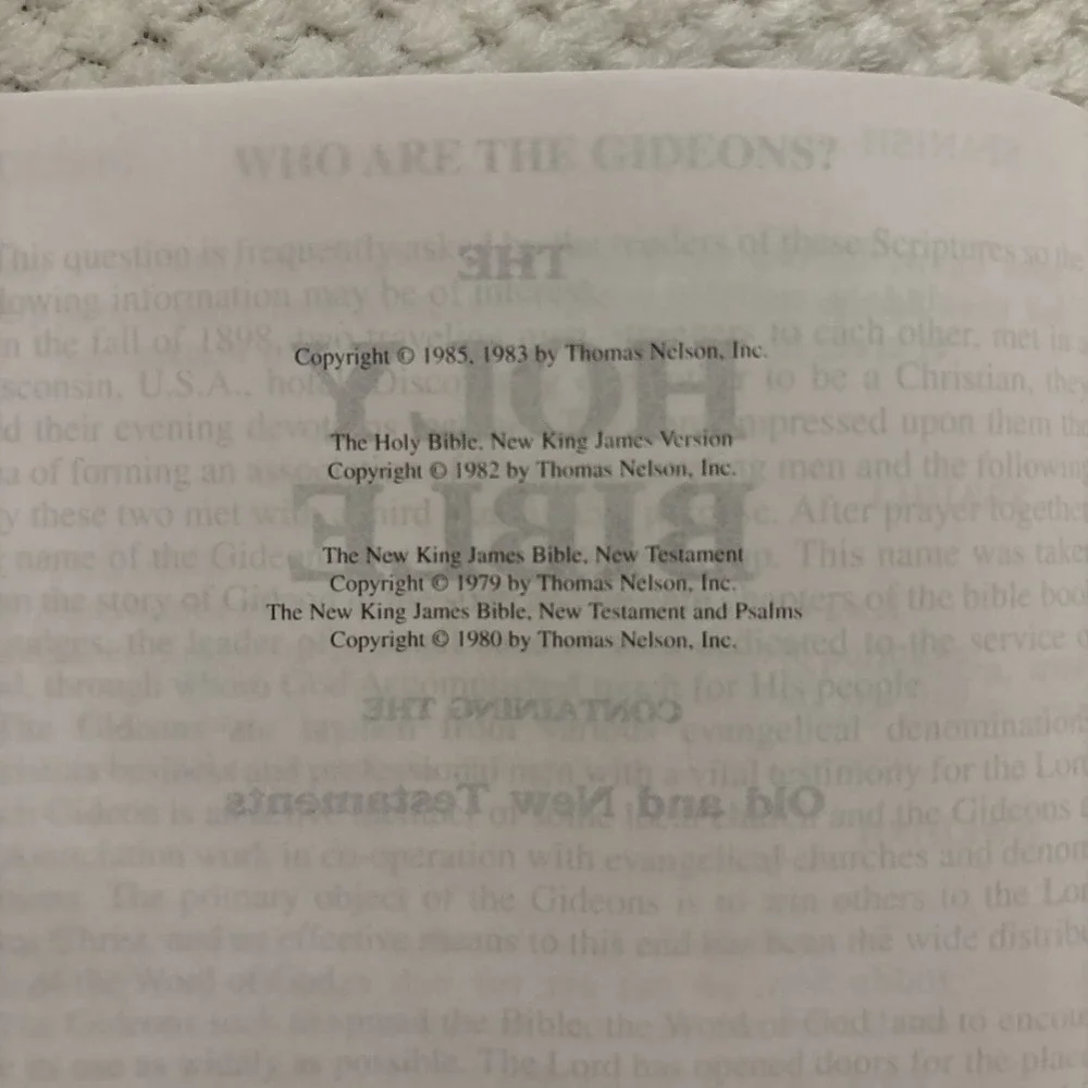 Holy Bible Placed by the Gideons In Memory Edition Prayer‎ Hardcover Blue